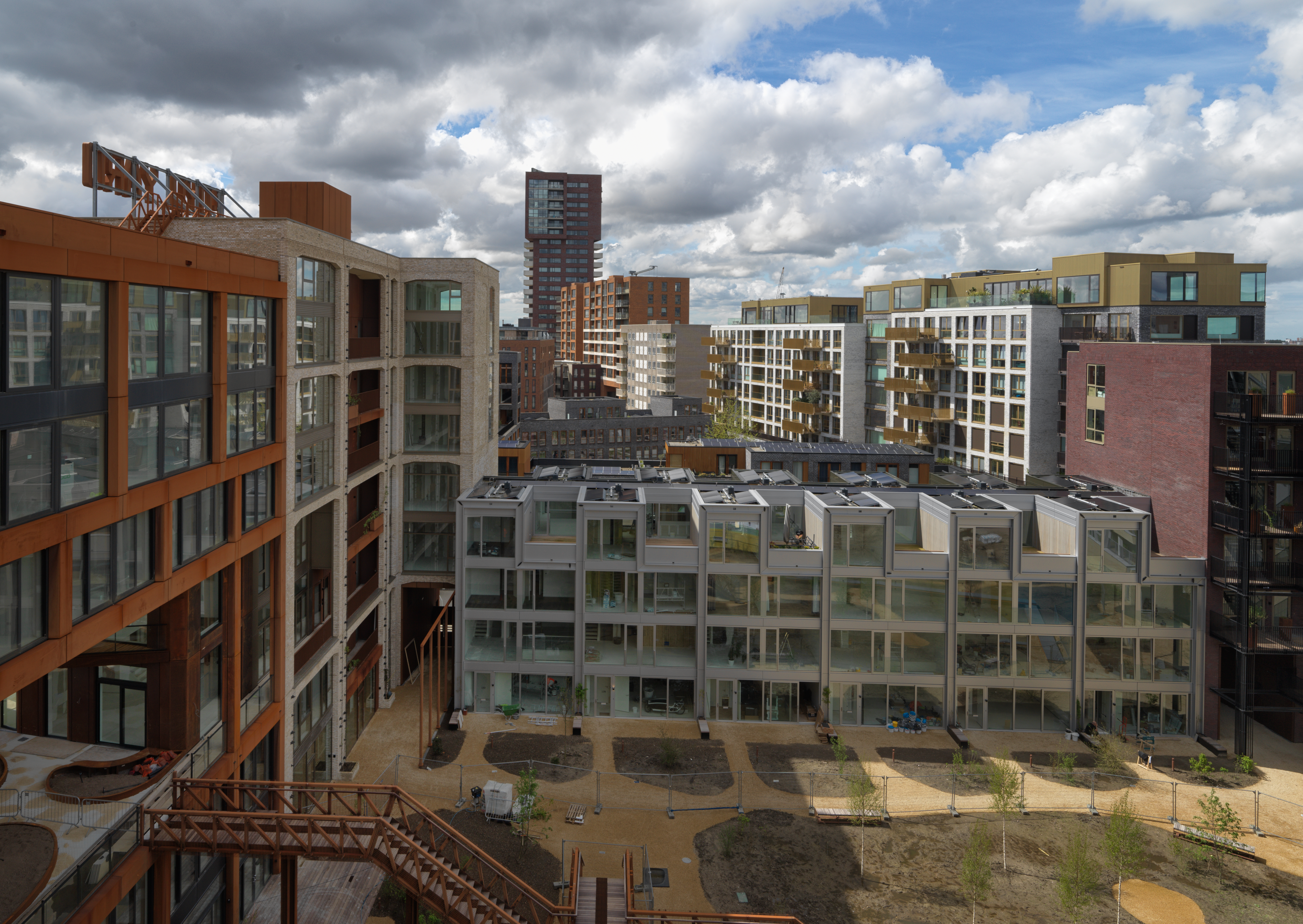 Opgeleverd Lloyd Yard & Babel